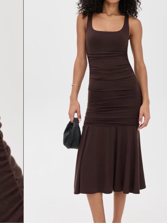 Reformation Dresses & Skirts - Reformation Brown Sleeveless Square-Neck Midi Dress
